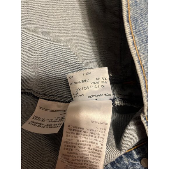 Levi's Denim Jacket W/ Woodstock & Peace Symbols Embroidered Patches XL Adult - Picture 8 of 8